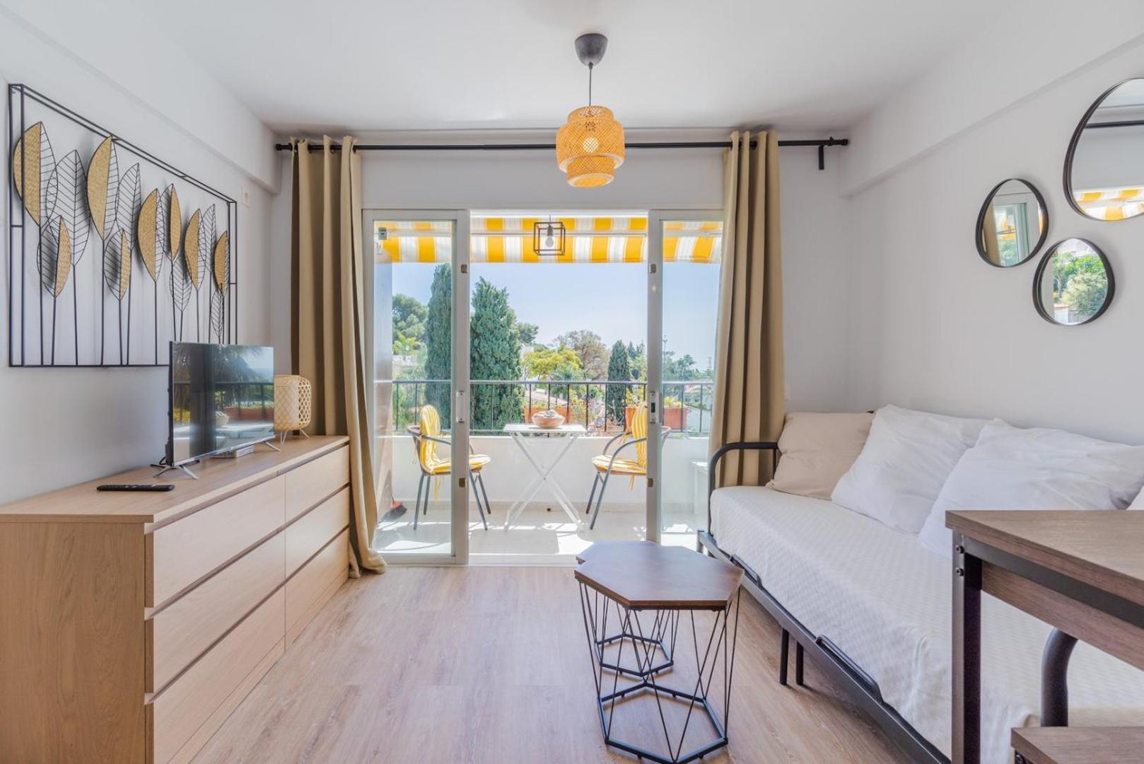 Guestready - Chasing The Sun In Malaga Marbella Exterior foto